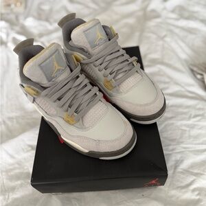 Air Jordan Retro 4 SE Craft